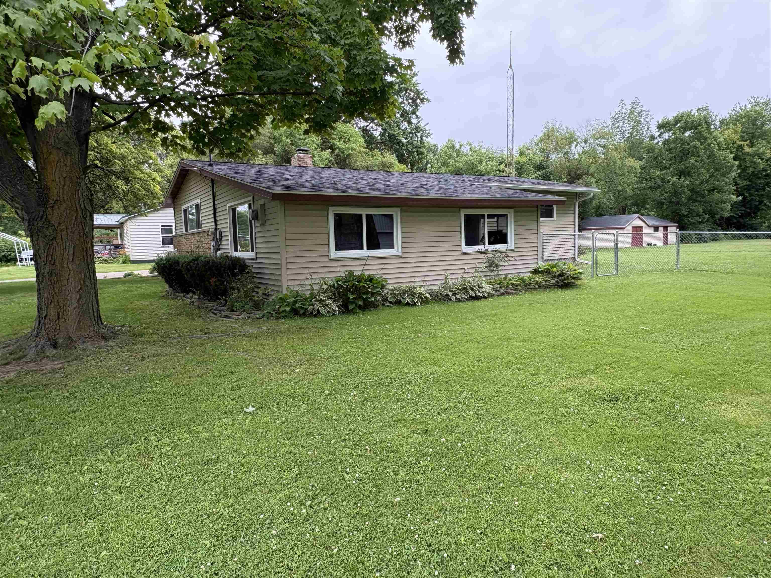 8104 North Webster Road Mount Morris, MI 48458 - Photo 4 of 27