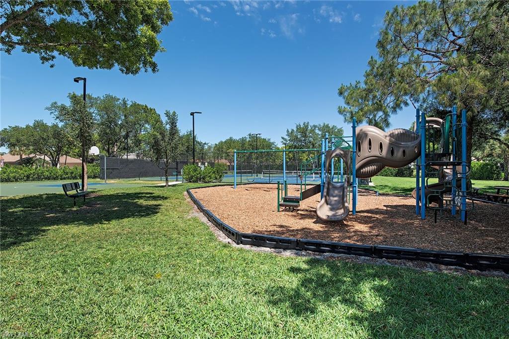 6572 Chestnut Circle Naples, FL 34109 - Photo 18 of 19