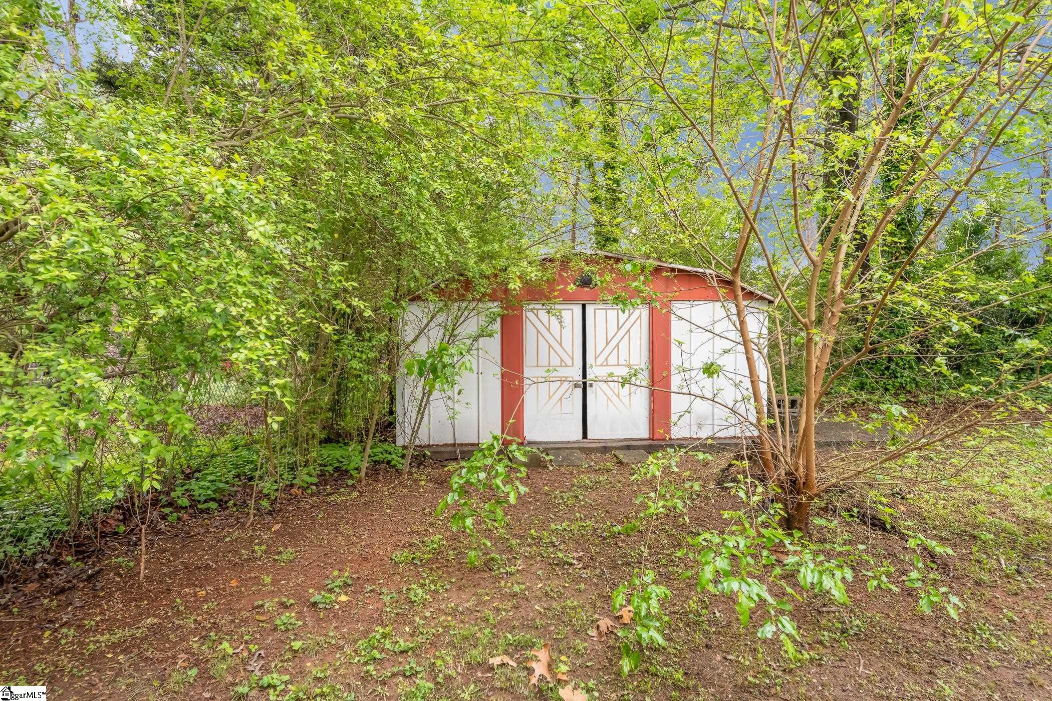 2 Chickasaw Drive Greenville, SC 29617 - Photo 13 of 18