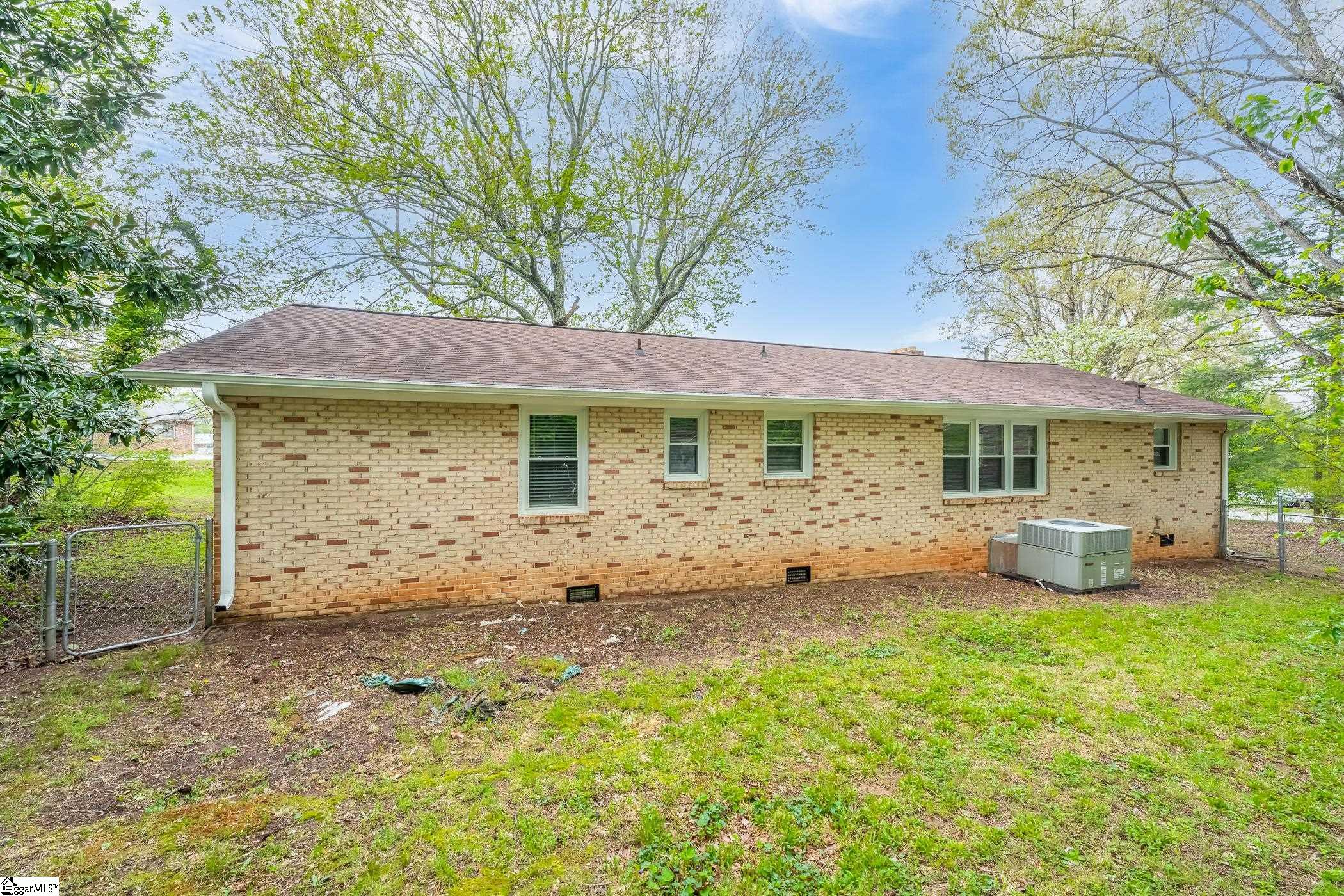 2 Chickasaw Drive Greenville, SC 29617 - Photo 8 of 18