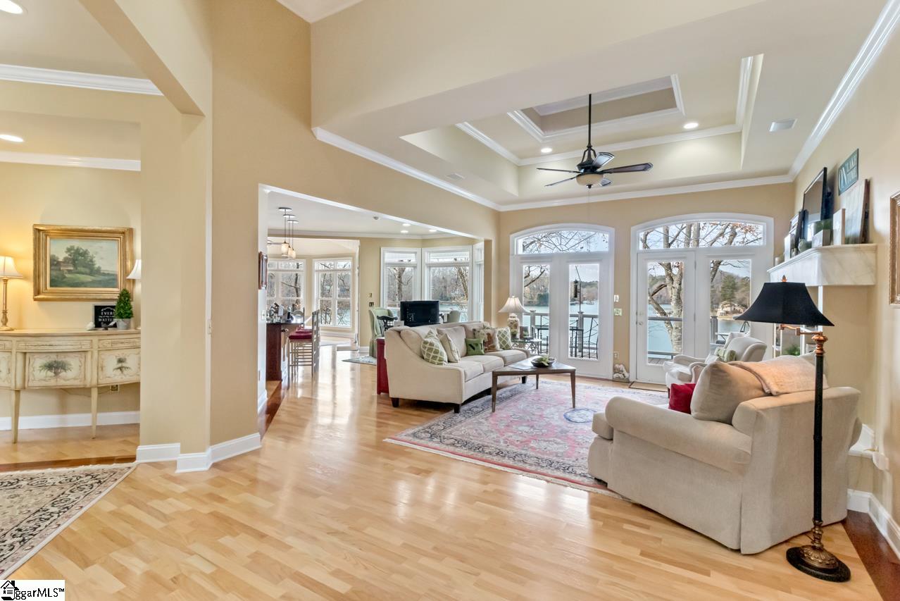 511 Hillandale Road Seneca, SC 29672 - Photo 4 of 35 Gallery Image 4