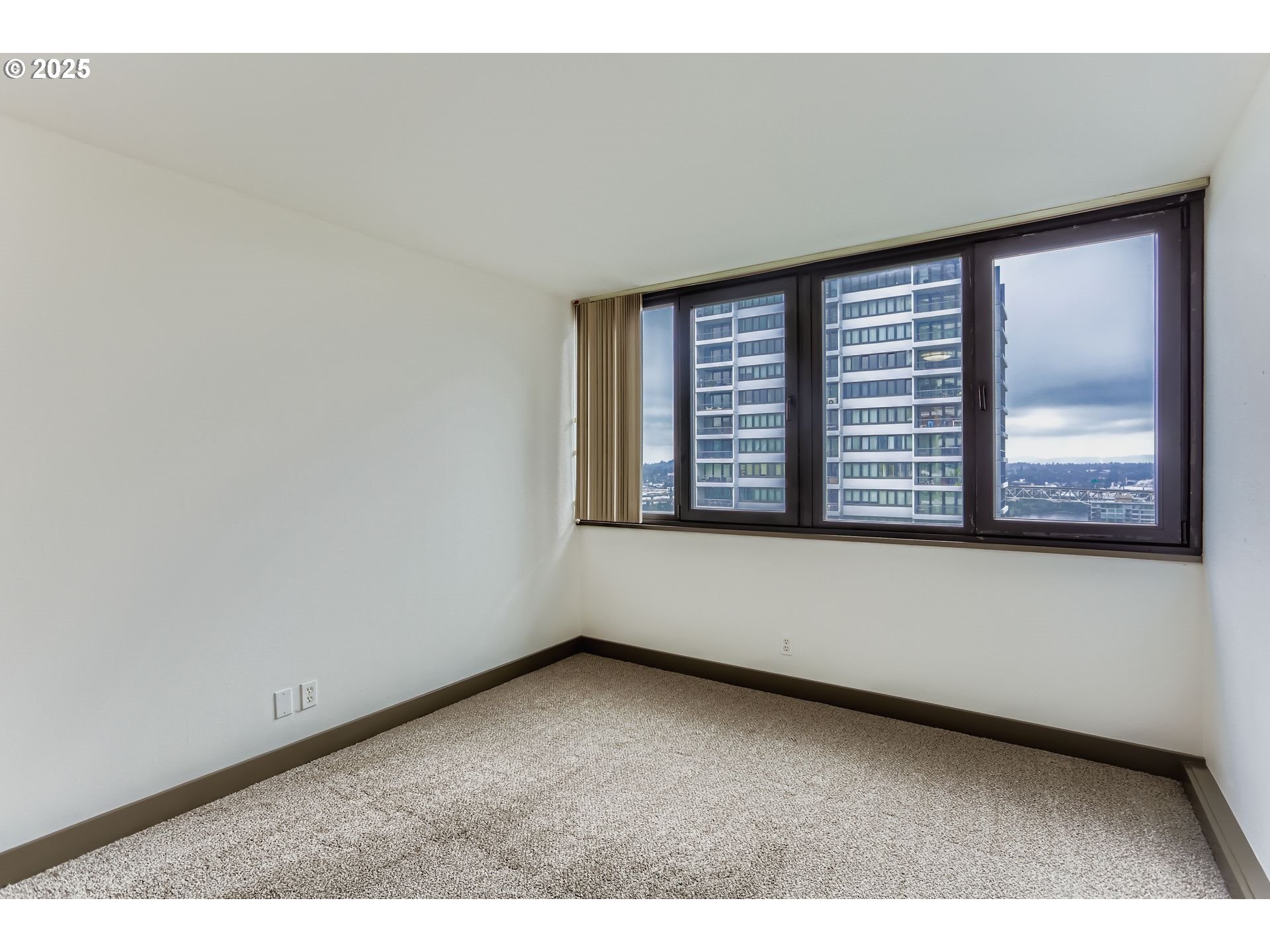 255 Southwest Harrison Street, Unit 15H Portland, OR 97201 - Photo 20 of 35 Bedroom