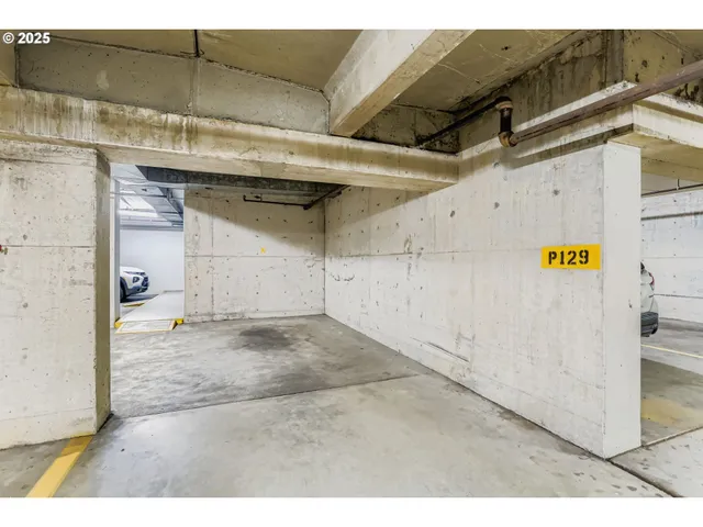 $270,000 | 255 Southwest Harrison Street, Unit 15H, Portland, OR 97201