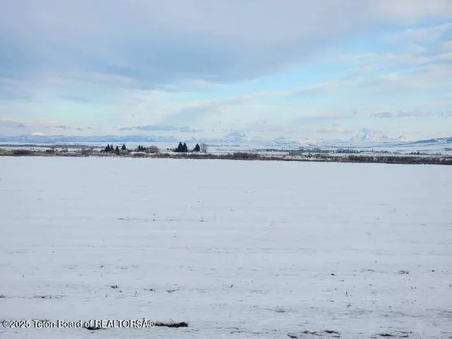 $2,500,000 | 100-130 Teton Highway, Teton, ID 83451