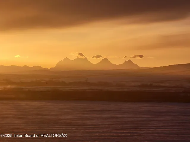 $2,500,000 | 100-130 Teton Highway, Teton, ID 83451