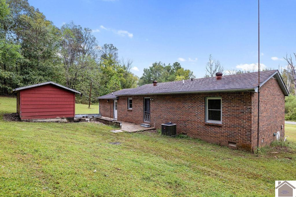 9193 Highway 121 Murray, KY 42071 - Photo 23 of 28 Photo 26