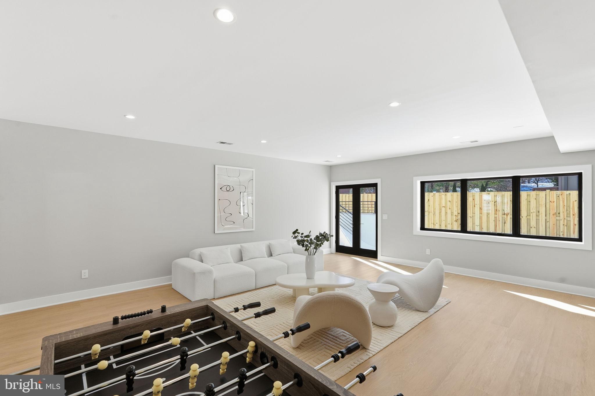 2202 Grayson Place Falls Church, VA 22043 - Photo 19 of 77