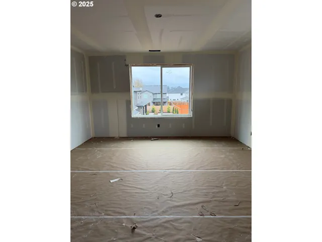 $648,900 | 1750 North Oak Street, Canby, OR 97013