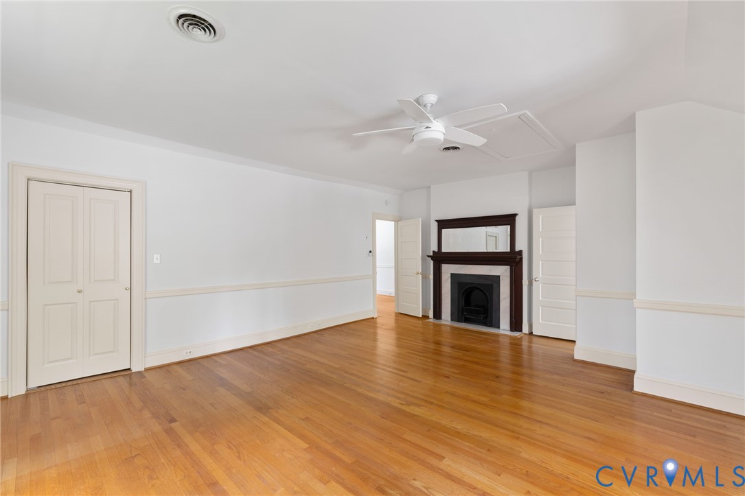 209 Ross Road Henrico, VA 23229 - Photo 31 of 43 Hardwood flooring, crown molding, chair rail moldi