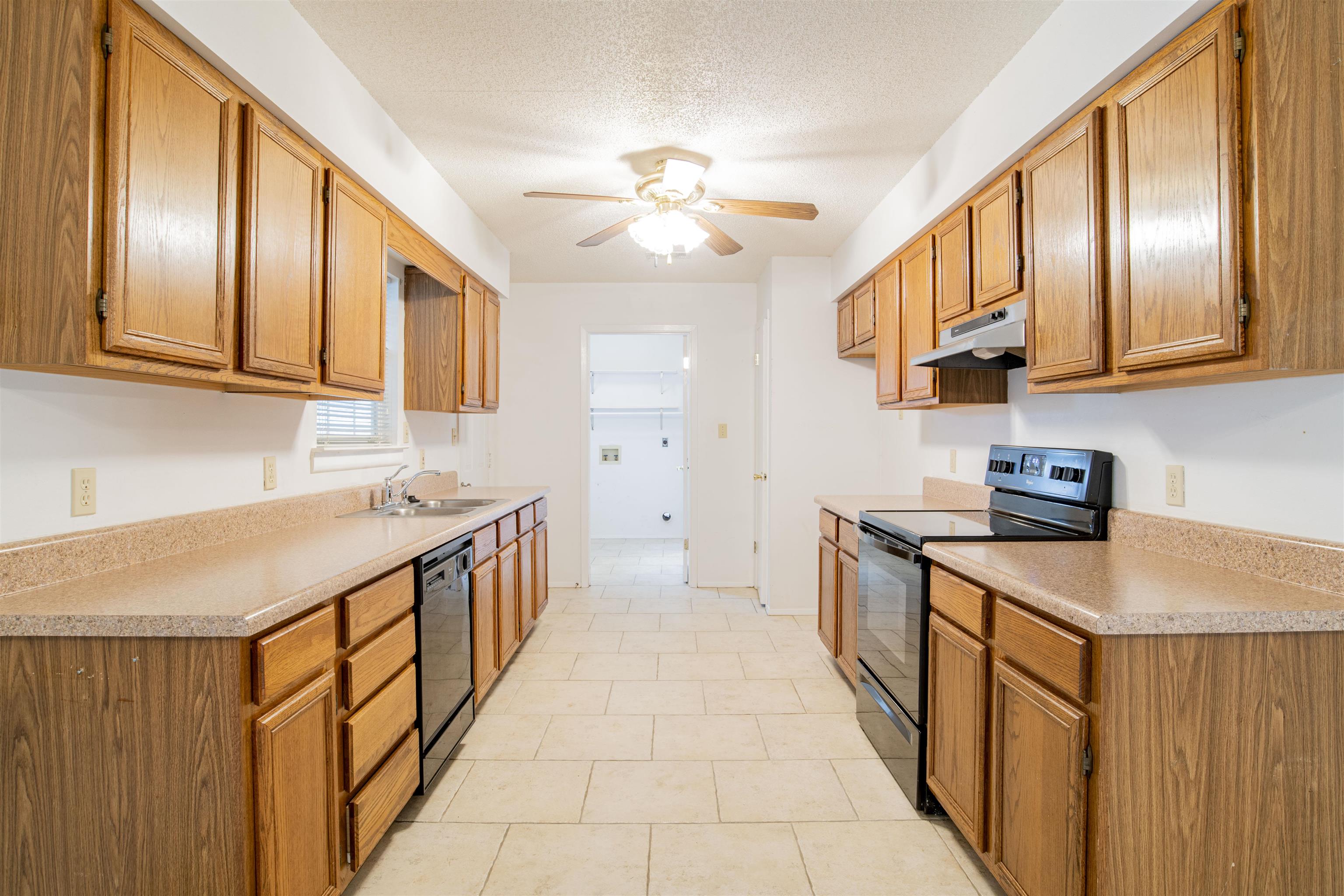 522 Ariel Avenue Foley, AL 36535 - Photo 8 of 29