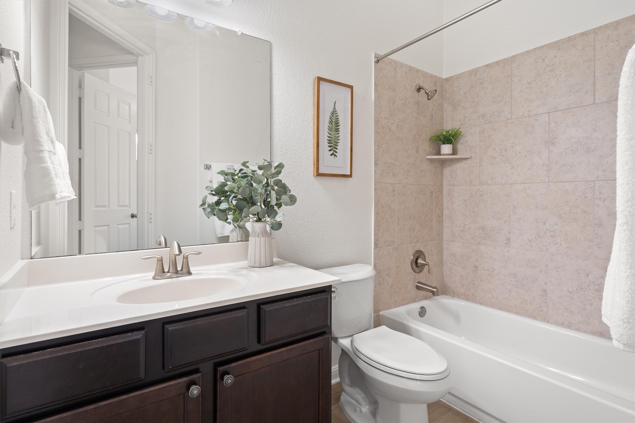 1128 Clearwing Circle Georgetown, TX 78626 - Photo 25 of 38 Bathroom 2