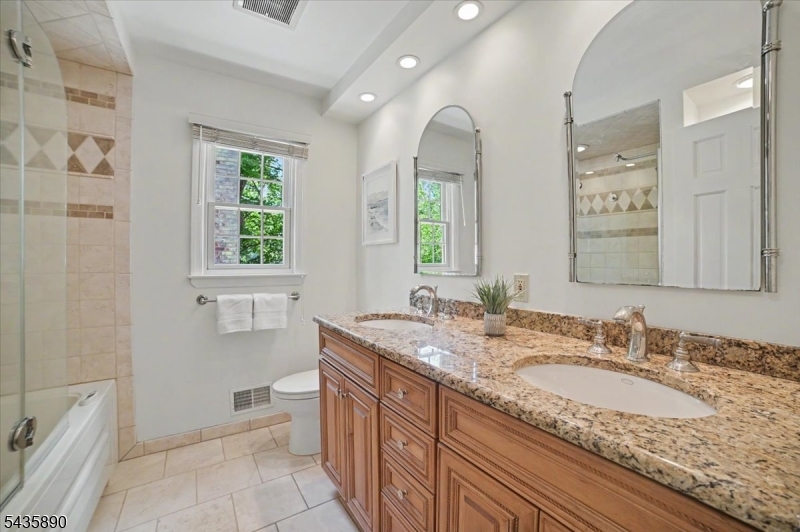52 Hampton Road Chatham, NJ 07928 - Photo 18 of 34