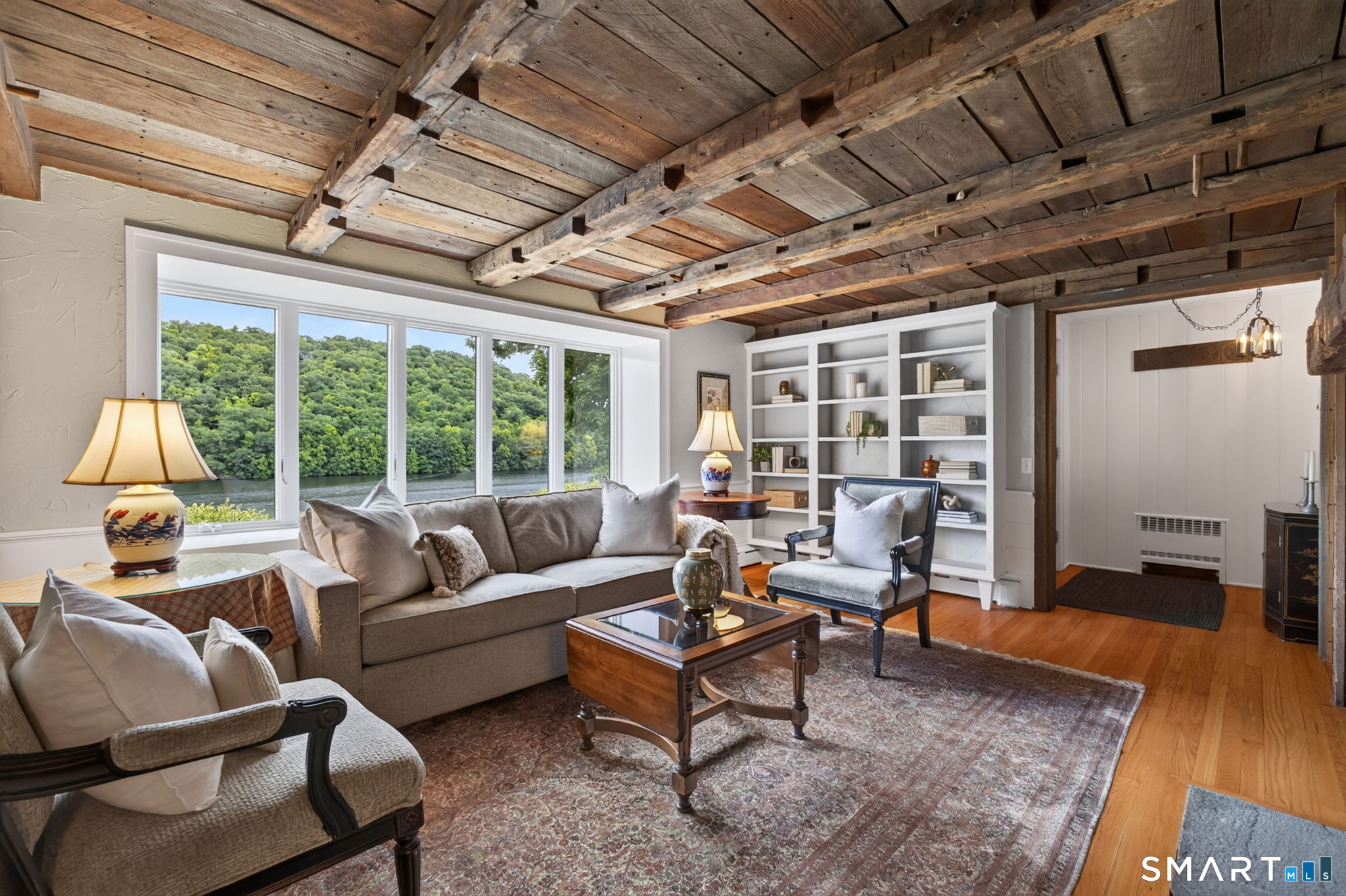 211 Hanover Road Newtown, CT 06470 - Photo 4 of 40 Gallery Image 4