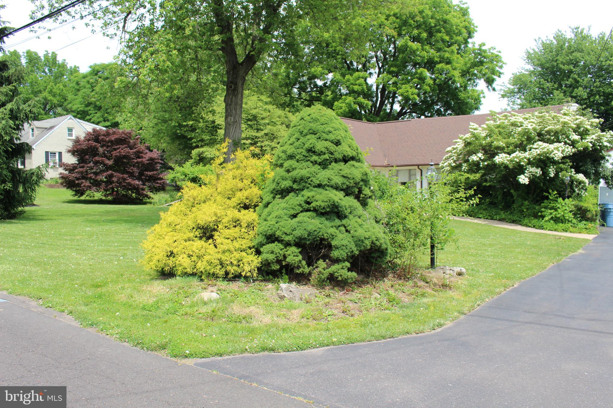 83 Galloway Road Richboro, PA 18954 - Photo 4 of 23 Gallery Image 4