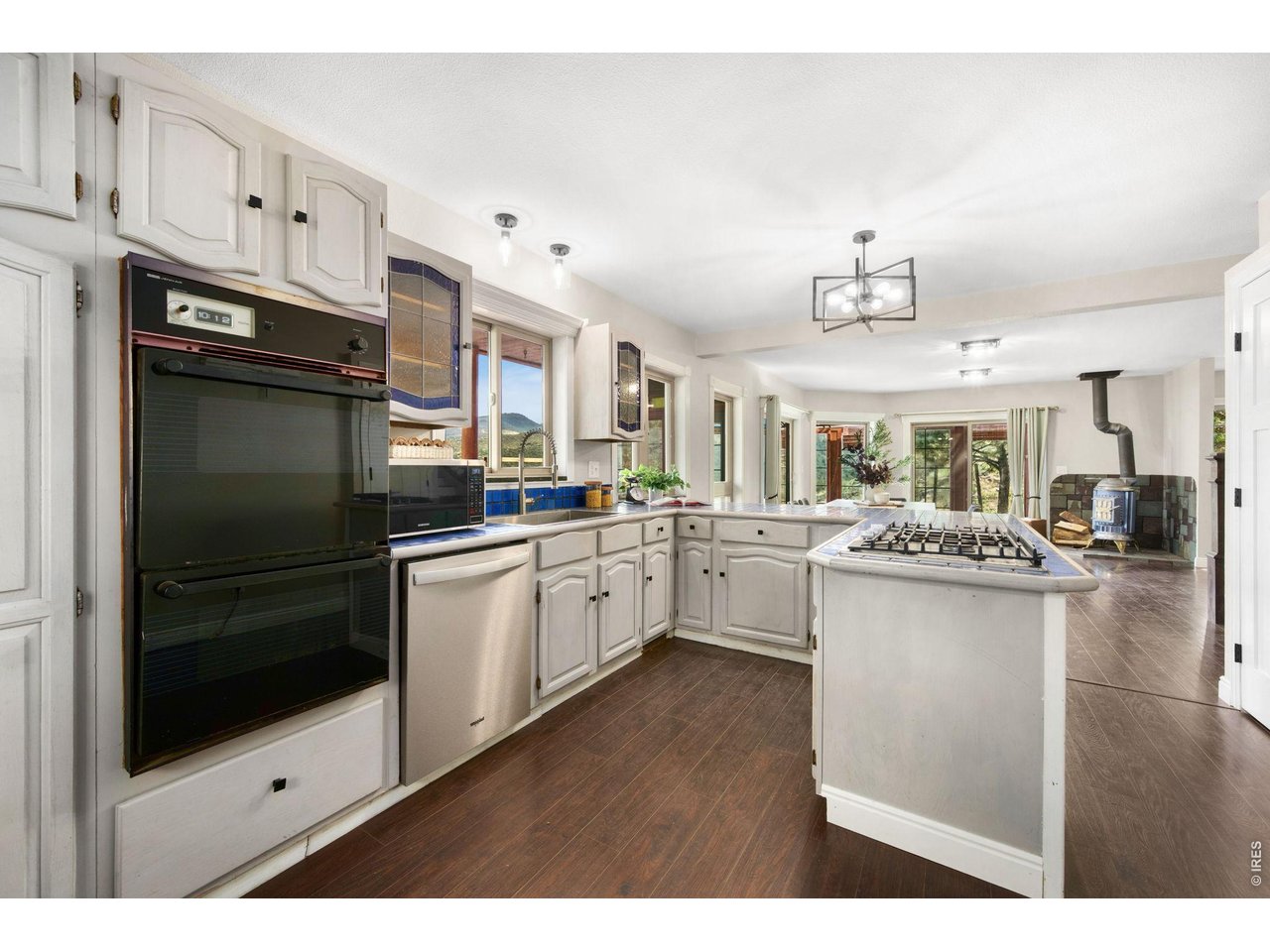 10828 Bears Lair Road Loveland, CO 80538 - Photo 11 of 50