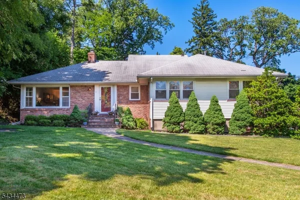$789,000 | 17 Luddington Road, West Orange, NJ 07052