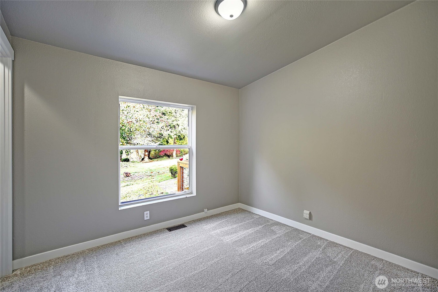603 Forrest Way Camano Island, WA 98282 - Photo 20 of 40 Gallery Image 20