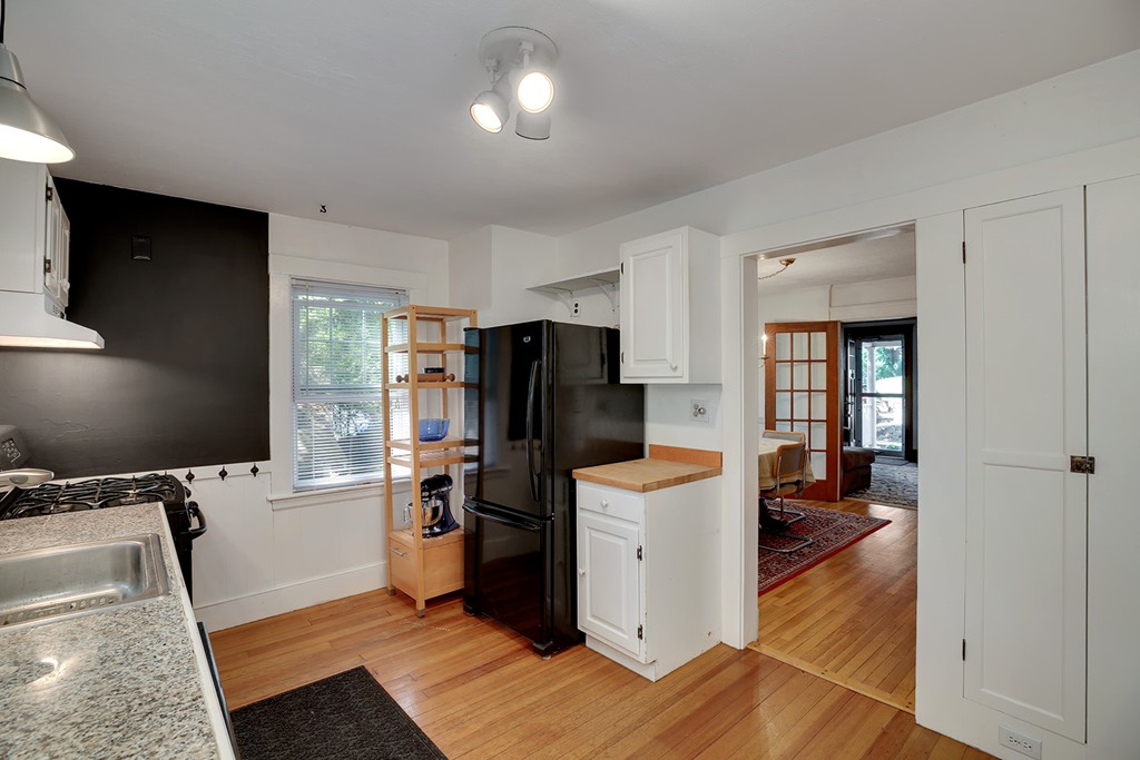 21 East Riverside Drive Dedham, MA 02026 - Photo 11 of 26 Gallery Image 11