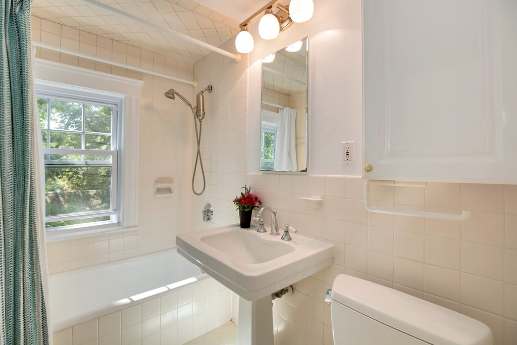21 East Riverside Drive Dedham, MA 02026 - Photo 17 of 26 Gallery Image 17