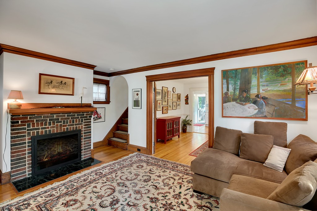 21 East Riverside Drive Dedham, MA 02026 - Photo 5 of 26 Gallery Image 5