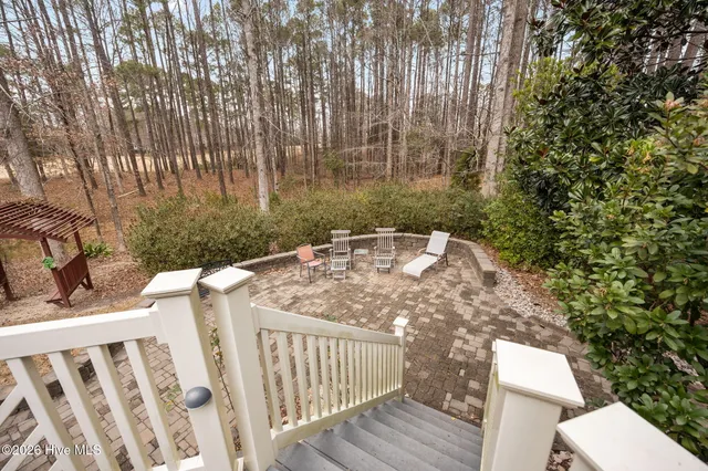 $725,000 | 309 Neuse Drive, Chocowinity, NC 27817