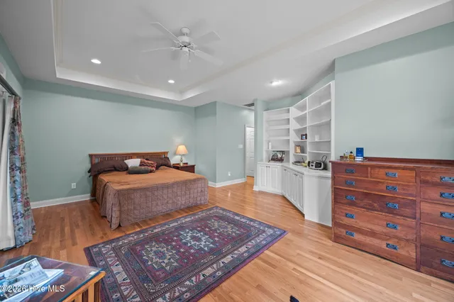 $725,000 | 309 Neuse Drive, Chocowinity, NC 27817