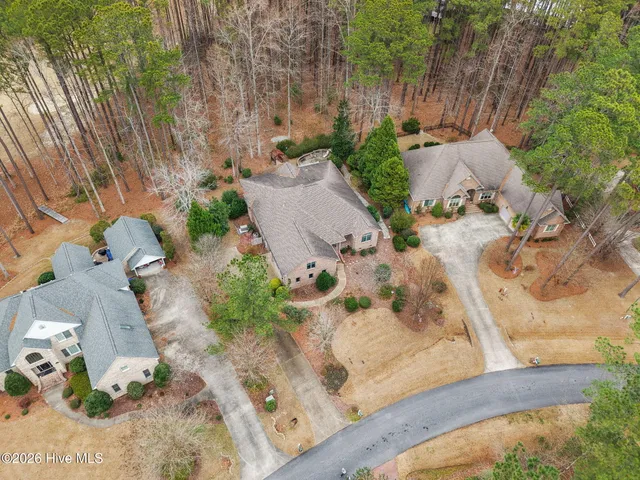 $725,000 | 309 Neuse Drive, Chocowinity, NC 27817