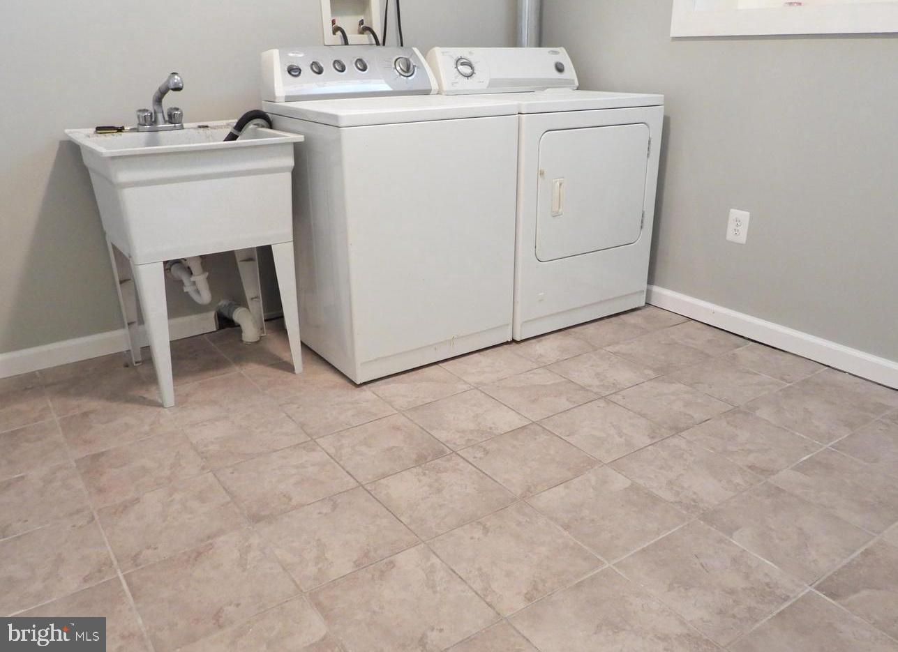 131 Princeton Road Audubon, NJ 08106 - Photo 31 of 32 Laundry room