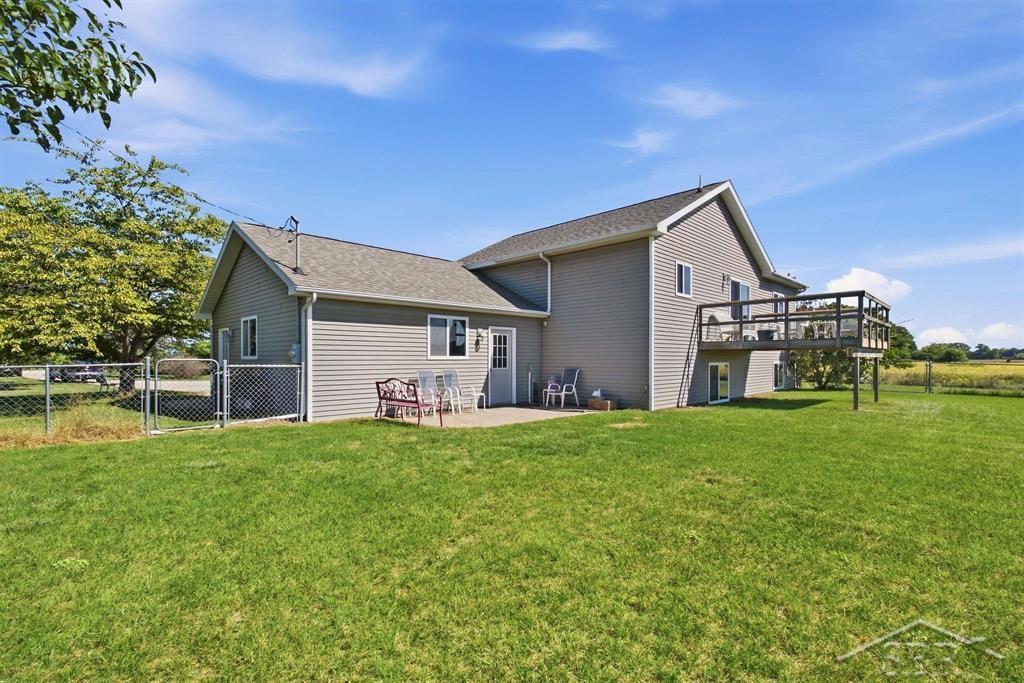 322 East Baker Road Hope, MI 48628 - Photo 28 of 37 Gallery Image 28