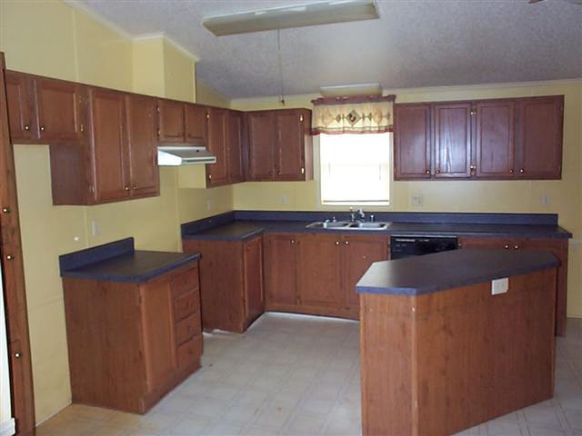 135 State Rd S-42-1885 Chesnee, SC 29323 - Photo 3 of 7 Gallery Image 3
