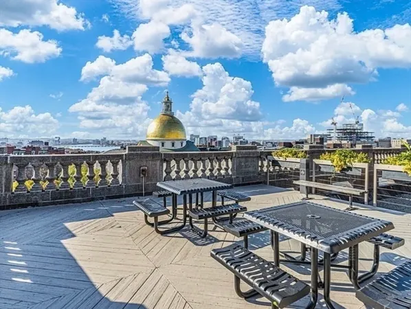 $3,800 | 21 Beacon Street, Unit 11A, Boston, MA 02108