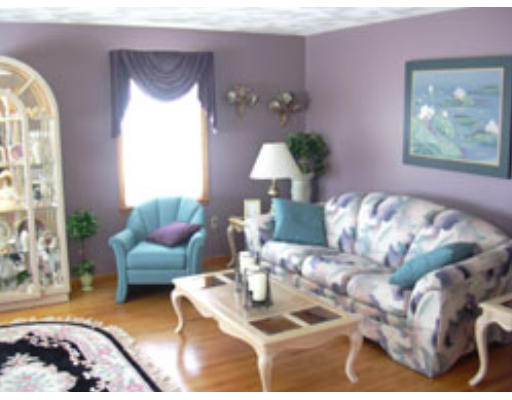 12 Long View Way Georgetown, MA 01833 - Photo 3 of 5 Gallery Image 3