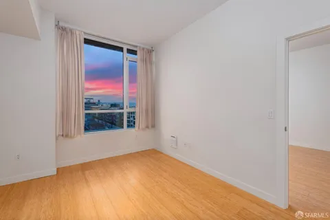 $809,000 | 300 Berry Street, Unit 907, San Francisco, CA 94158