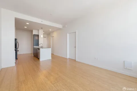 $809,000 | 300 Berry Street, Unit 907, San Francisco, CA 94158