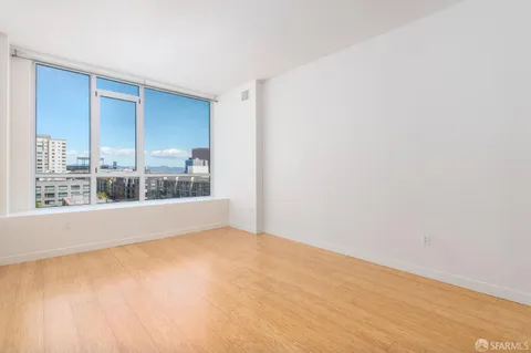 $809,000 | 300 Berry Street, Unit 907, San Francisco, CA 94158
