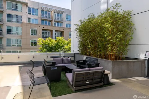 $809,000 | 300 Berry Street, Unit 907, San Francisco, CA 94158