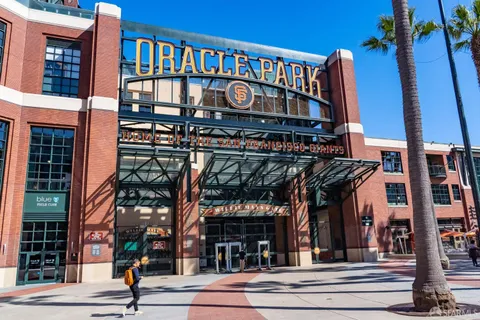 $809,000 | 300 Berry Street, Unit 907, San Francisco, CA 94158