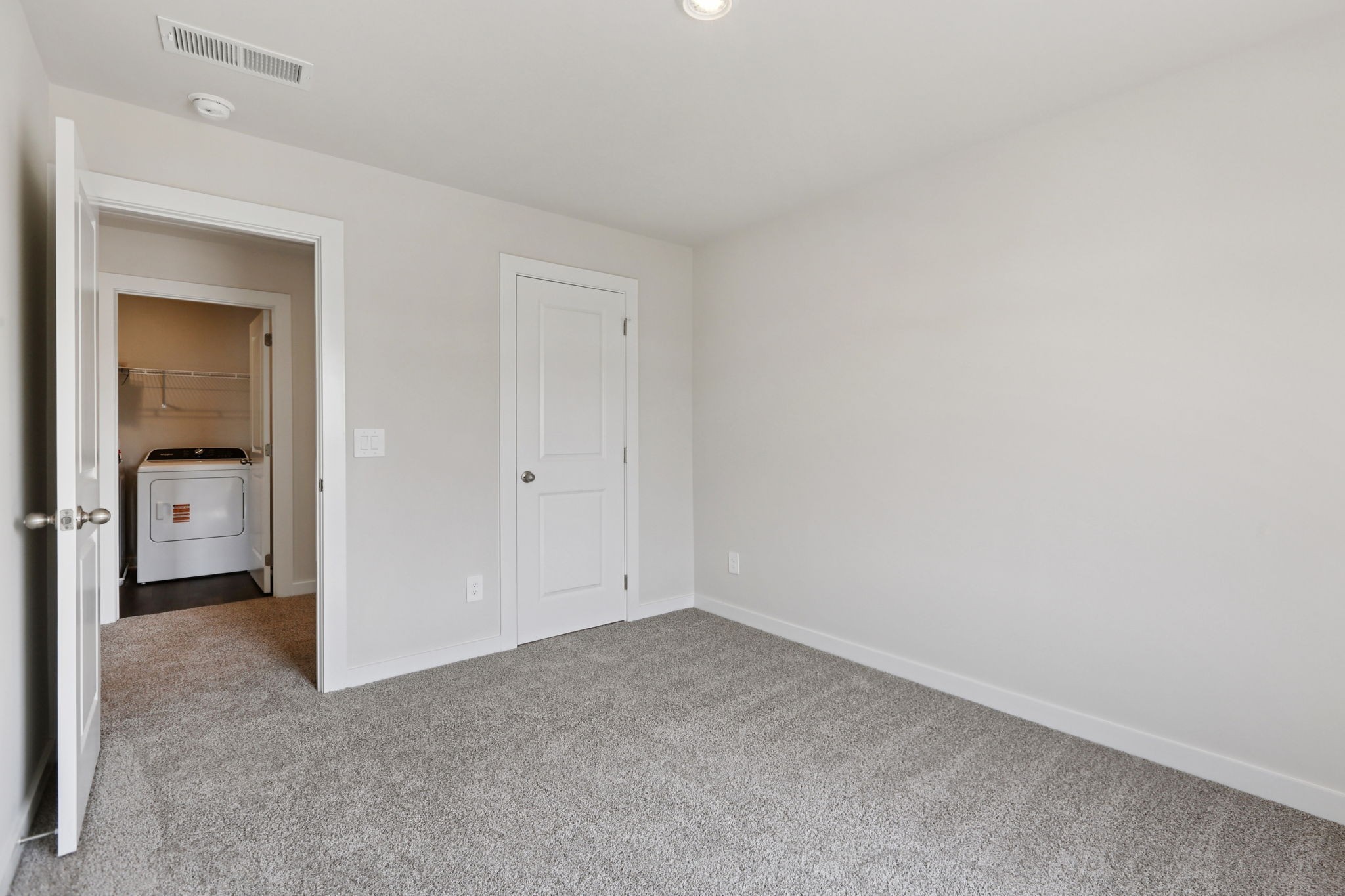3823 Hallanday Drive Murfreesboro, TN 37128 - Photo 33 of 59 a view of an empty room and a bathroom