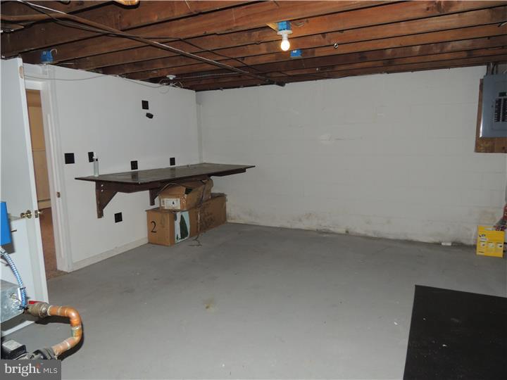 239 Dumont Road Wilmington, DE 19804 - Photo 14 of 18 Gallery Image 14