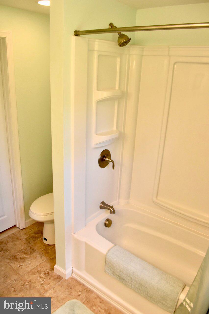 7309 Gunpowder Road Baltimore, MD 21220 - Photo 20 of 47 New tub and shower