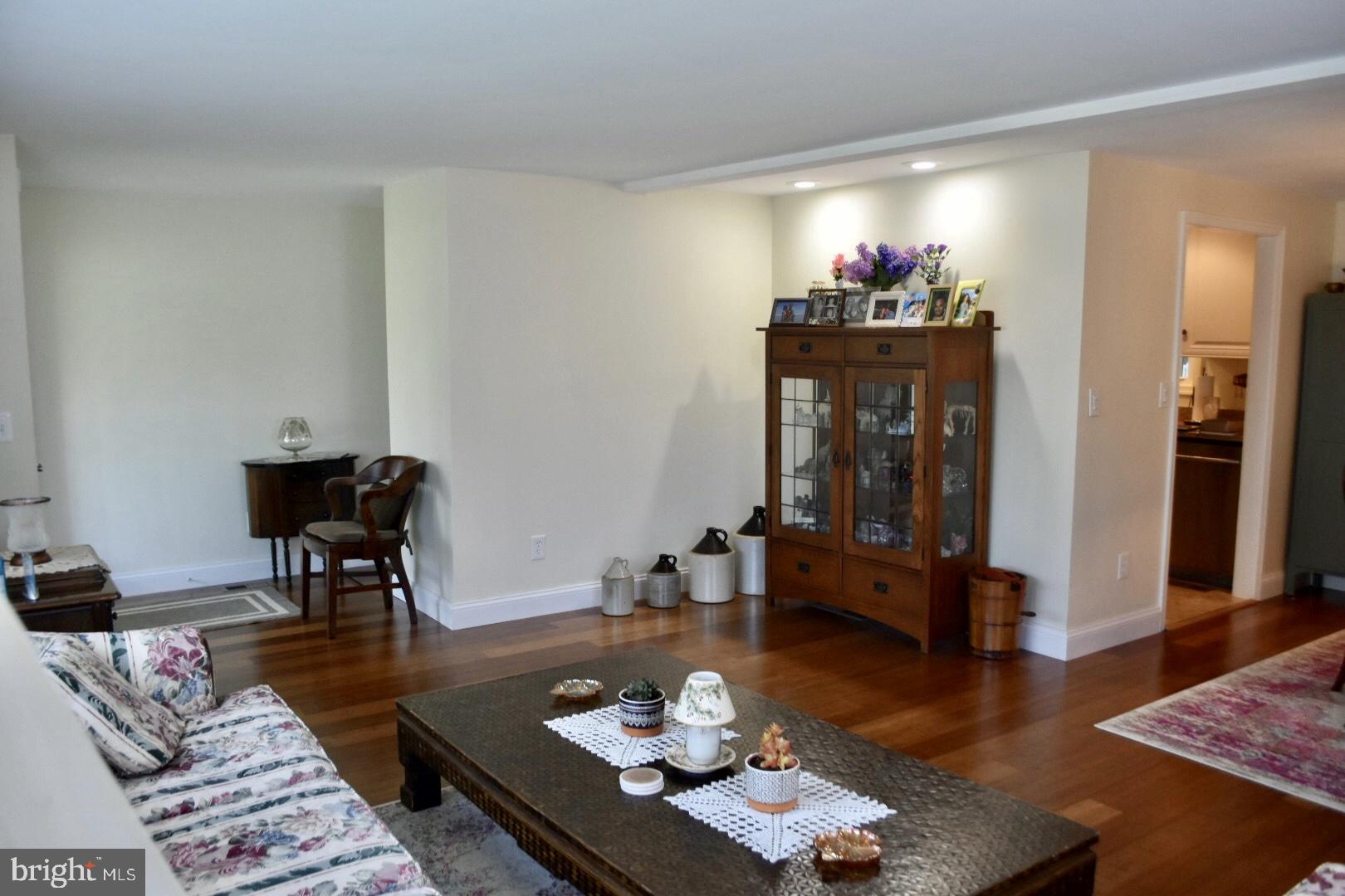 7309 Gunpowder Road Baltimore, MD 21220 - Photo 5 of 47 Living Room is spacious.