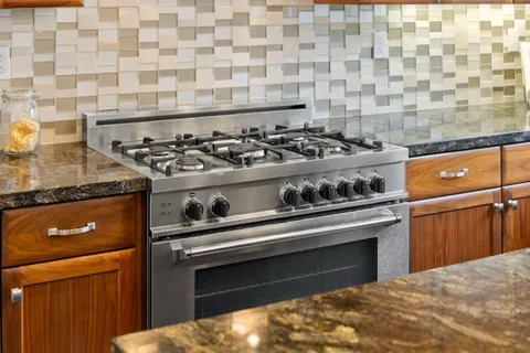 $2,188,000 | 416 Longden Avenue, San Mateo, CA 94403