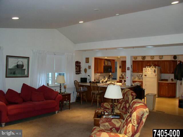 2280 Sutton Road York, PA 17403 - Photo 5 of 9