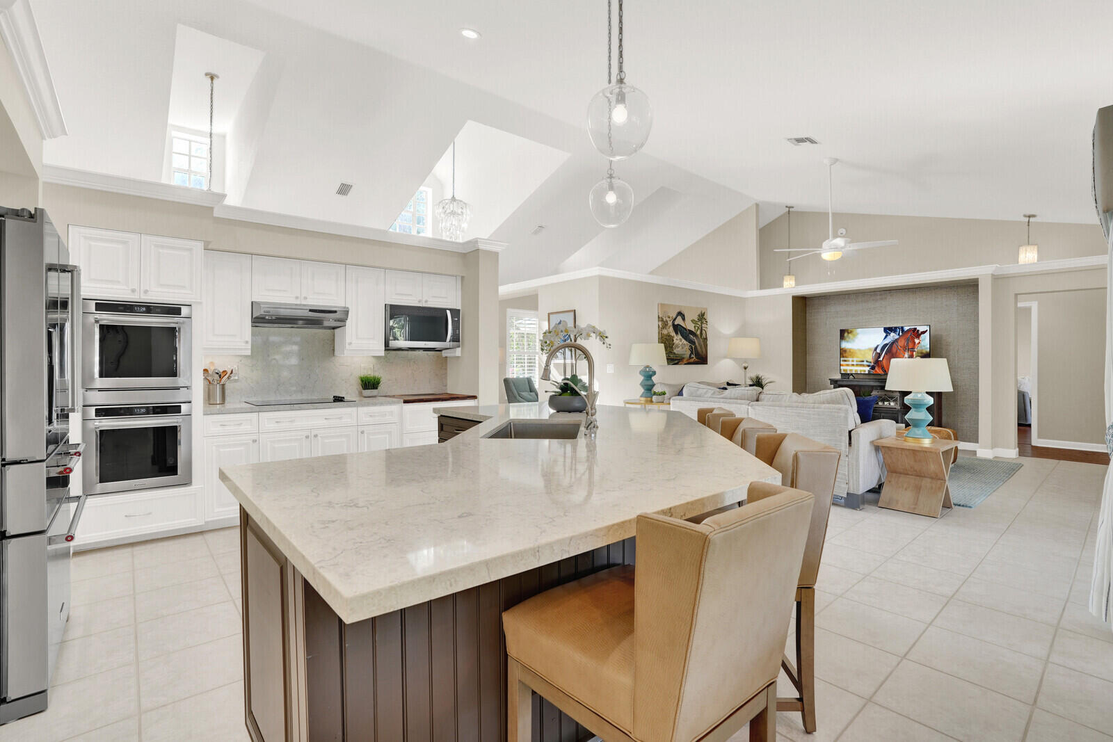 15355 Emmelman Road Wellington, FL 33414 - Photo 13 of 34 Breakfast Bar