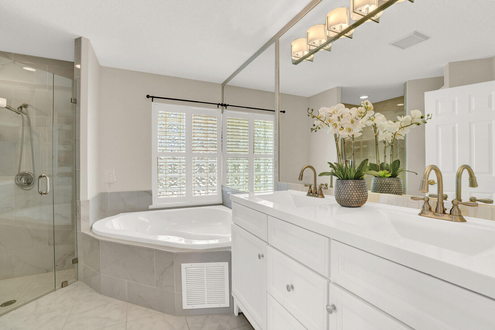 15355 Emmelman Road Wellington, FL 33414 - Photo 20 of 34 Primary Bathroom