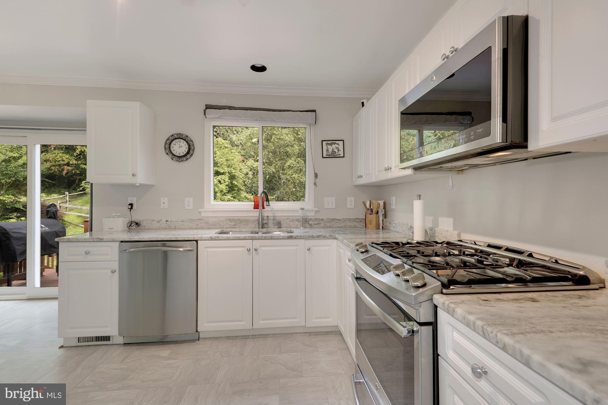2237 Cold Meadow Way Silver Spring, MD 20906 - Photo 18 of 34 Kitchen