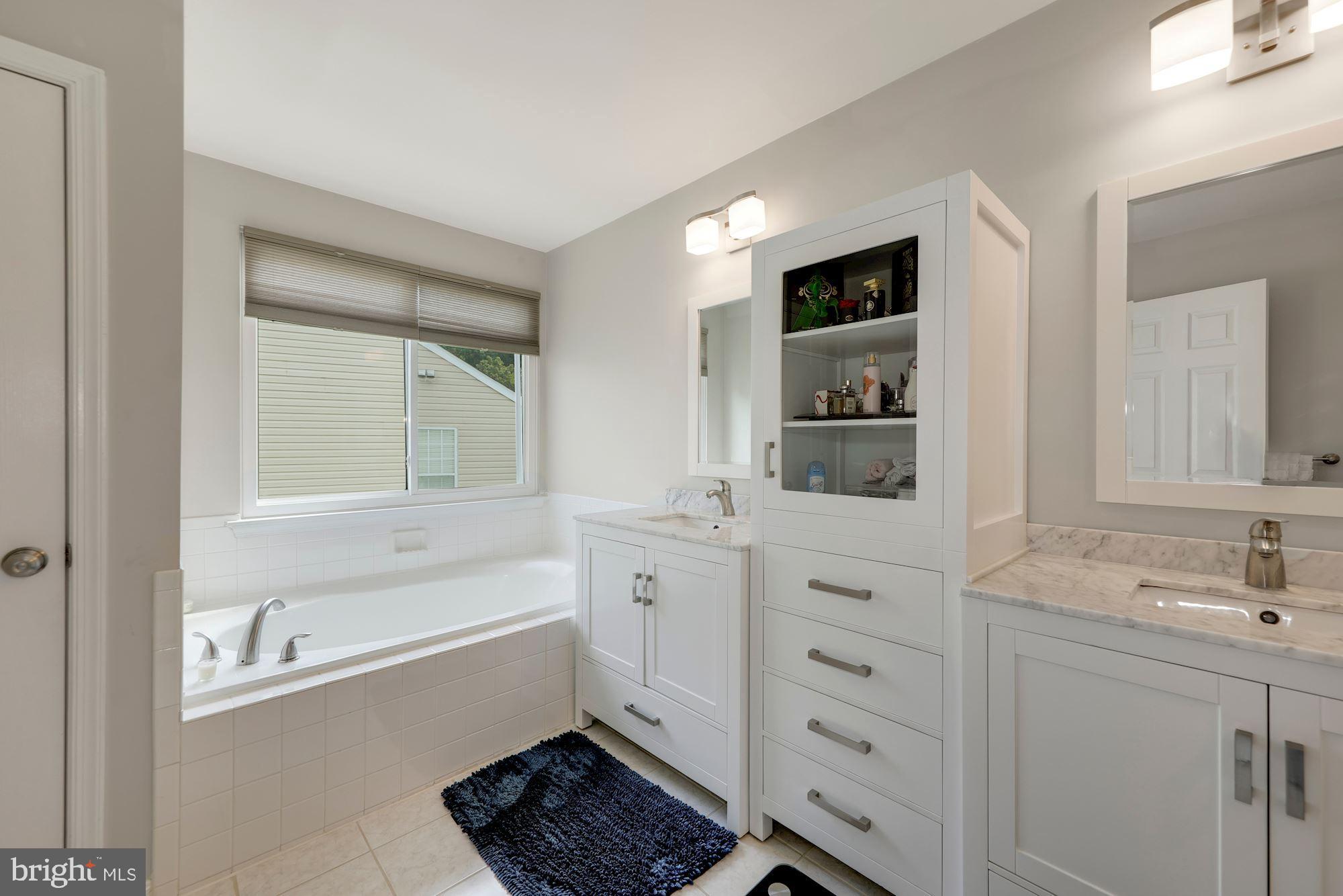 2237 Cold Meadow Way Silver Spring, MD 20906 - Photo 22 of 34 Primary Bath