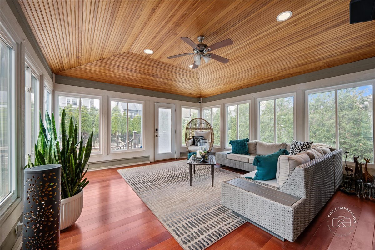 427 South Sleight Street Naperville, IL 60540 - Photo 13 of 37