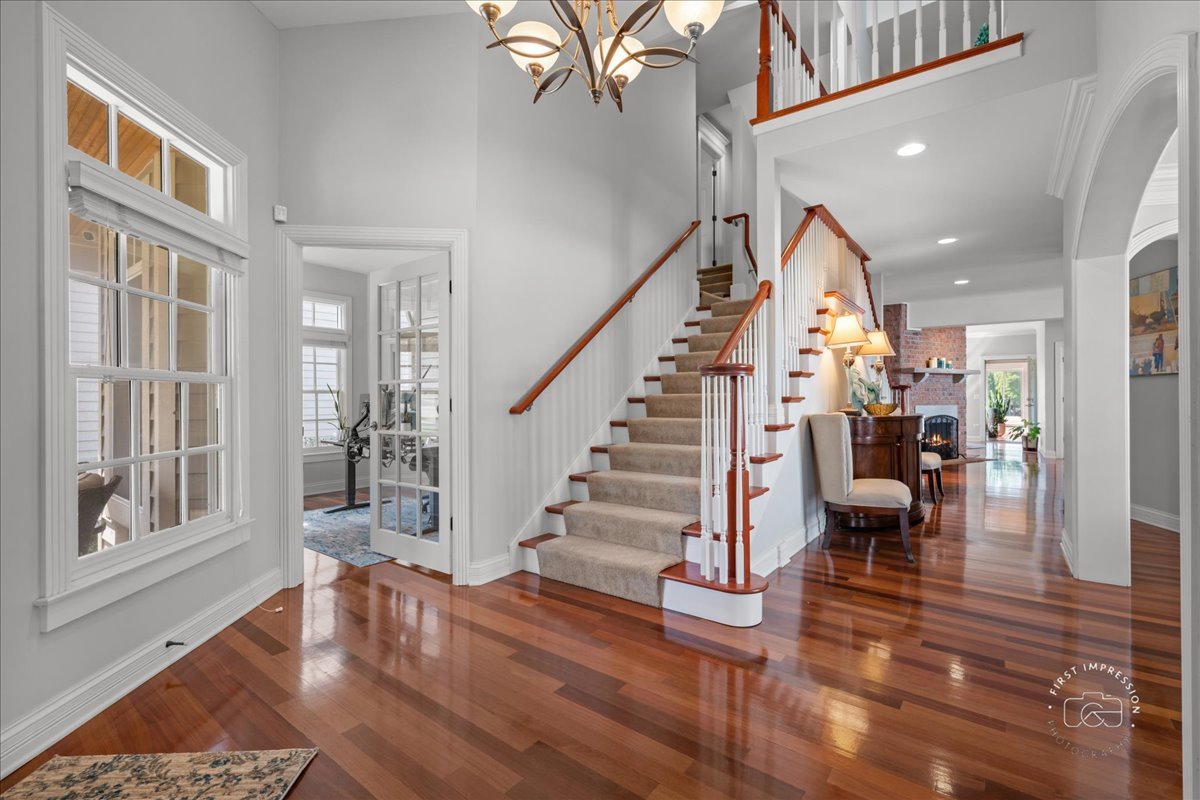 427 South Sleight Street Naperville, IL 60540 - Photo 3 of 37