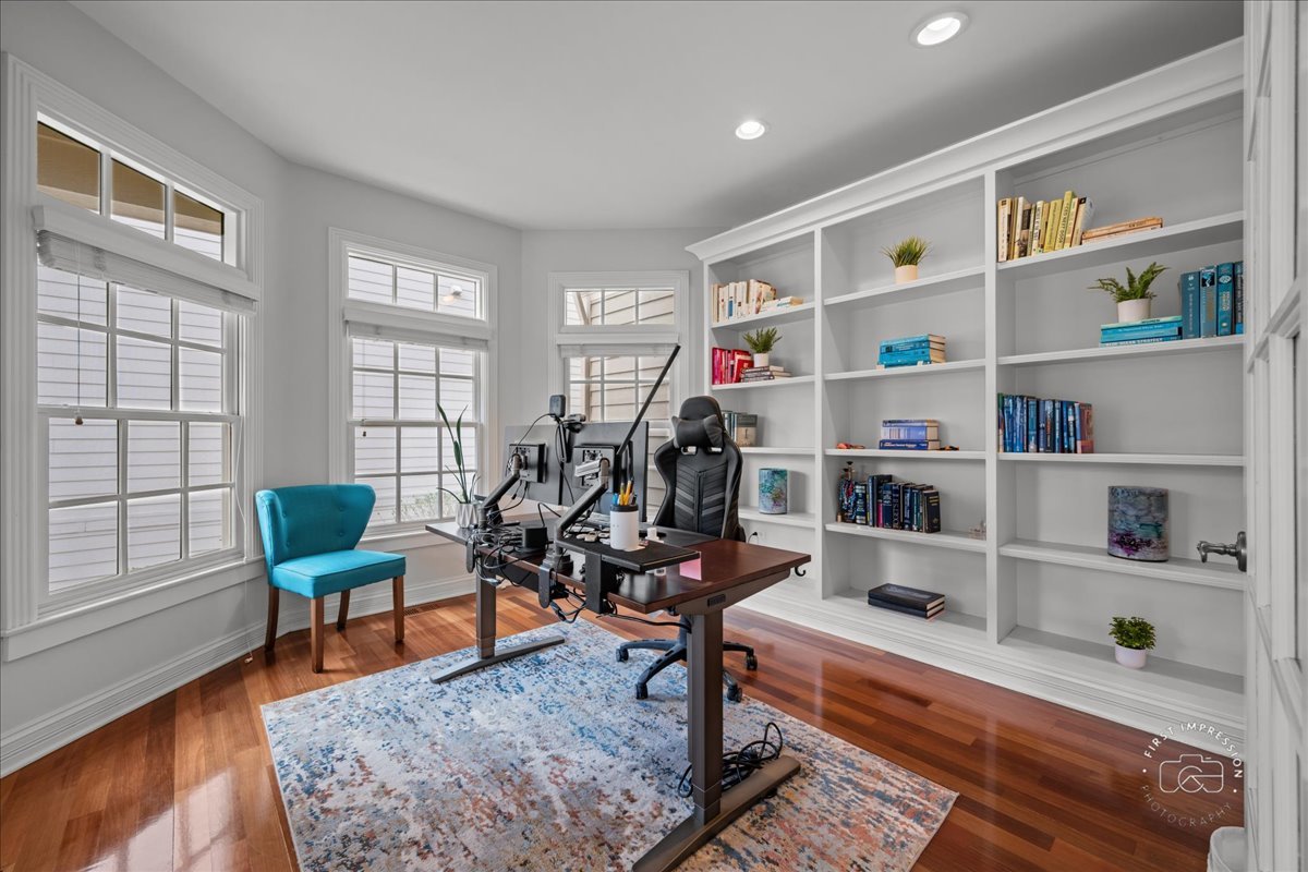 427 South Sleight Street Naperville, IL 60540 - Photo 4 of 37